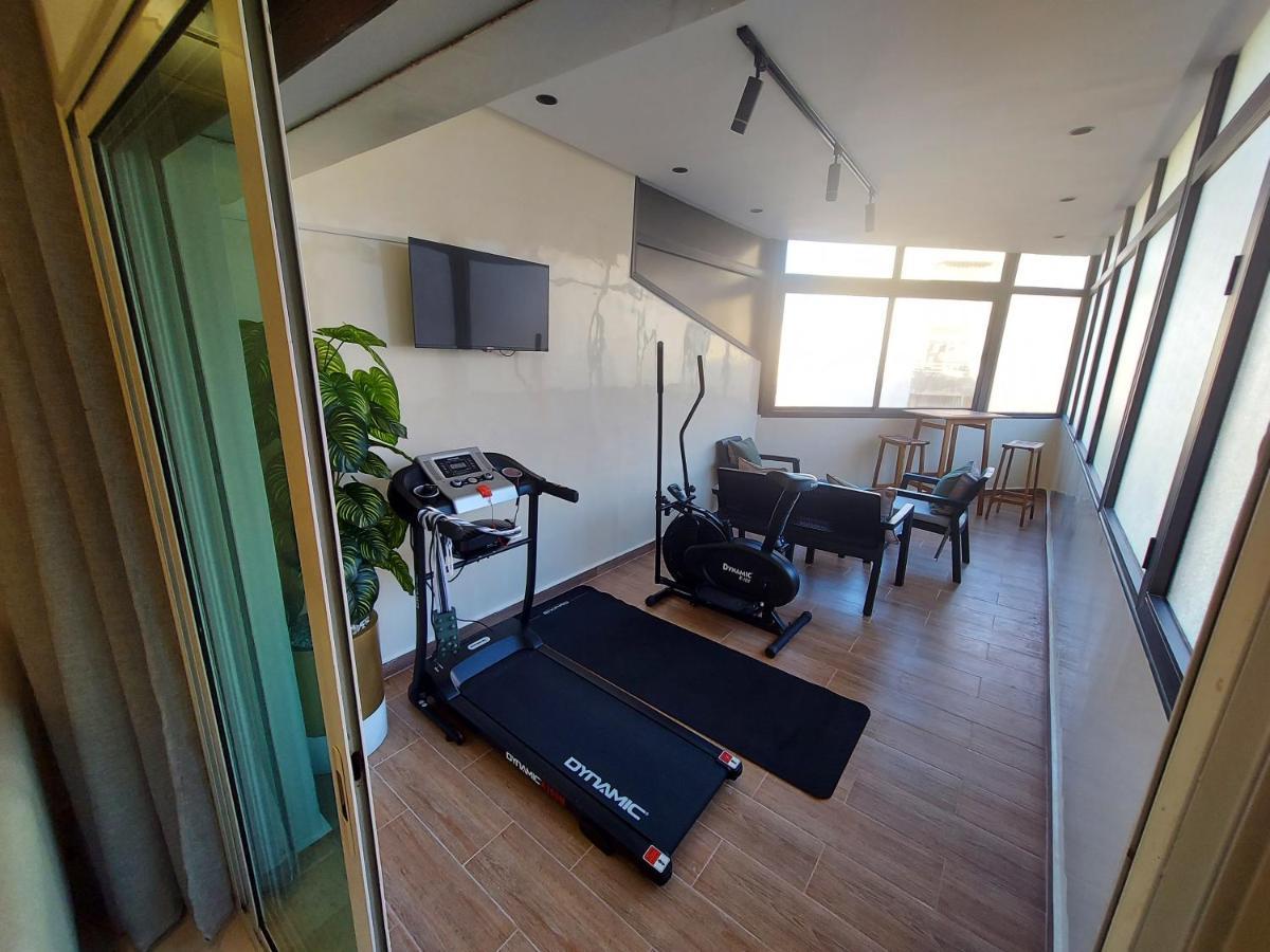 Modern Apartment Opposite The Hassan2 Mosque, Very Well Equipped And Stylish, 85 M2 With Gym And Direct Sea View With Underground Garage , Prohibits Unmarried Couples Of Arab Origin Casablanca Eksteriør billede