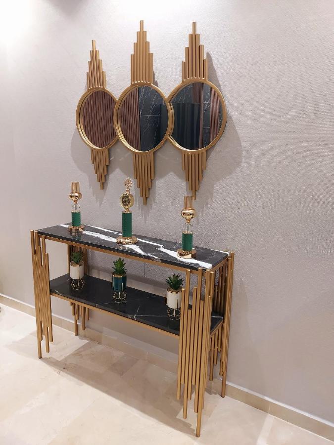 Modern Apartment Opposite The Hassan2 Mosque, Very Well Equipped And Stylish, 85 M2 With Gym And Direct Sea View With Underground Garage , Prohibits Unmarried Couples Of Arab Origin Casablanca Eksteriør billede