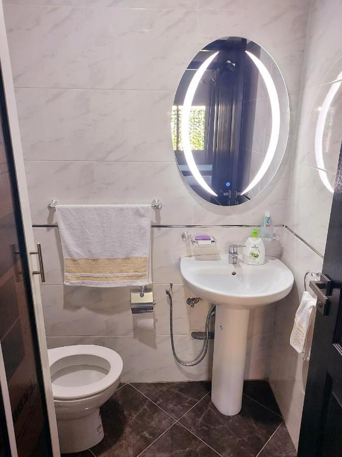 Modern Apartment Opposite The Hassan2 Mosque, Very Well Equipped And Stylish, 85 M2 With Gym And Direct Sea View With Underground Garage , Prohibits Unmarried Couples Of Arab Origin Casablanca Eksteriør billede