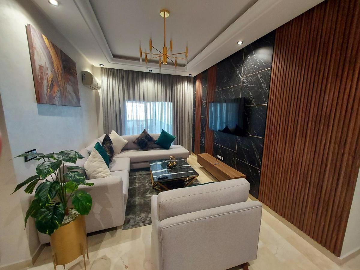 Modern Apartment Opposite The Hassan2 Mosque, Very Well Equipped And Stylish, 85 M2 With Gym And Direct Sea View With Underground Garage , Prohibits Unmarried Couples Of Arab Origin Casablanca Eksteriør billede