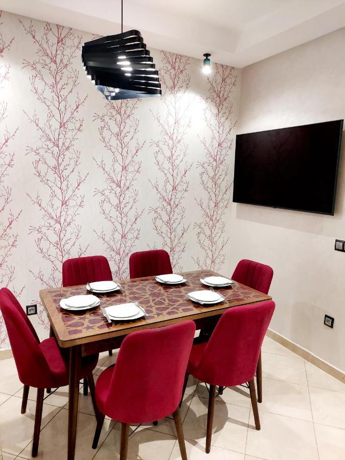 Modern Apartment Opposite The Hassan2 Mosque, Very Well Equipped And Stylish, 85 M2 With Gym And Direct Sea View With Underground Garage , Prohibits Unmarried Couples Of Arab Origin Casablanca Eksteriør billede