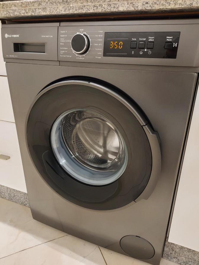 Modern Apartment Opposite The Hassan2 Mosque, Very Well Equipped And Stylish, 85 M2 With Gym And Direct Sea View With Underground Garage , Prohibits Unmarried Couples Of Arab Origin Casablanca Eksteriør billede