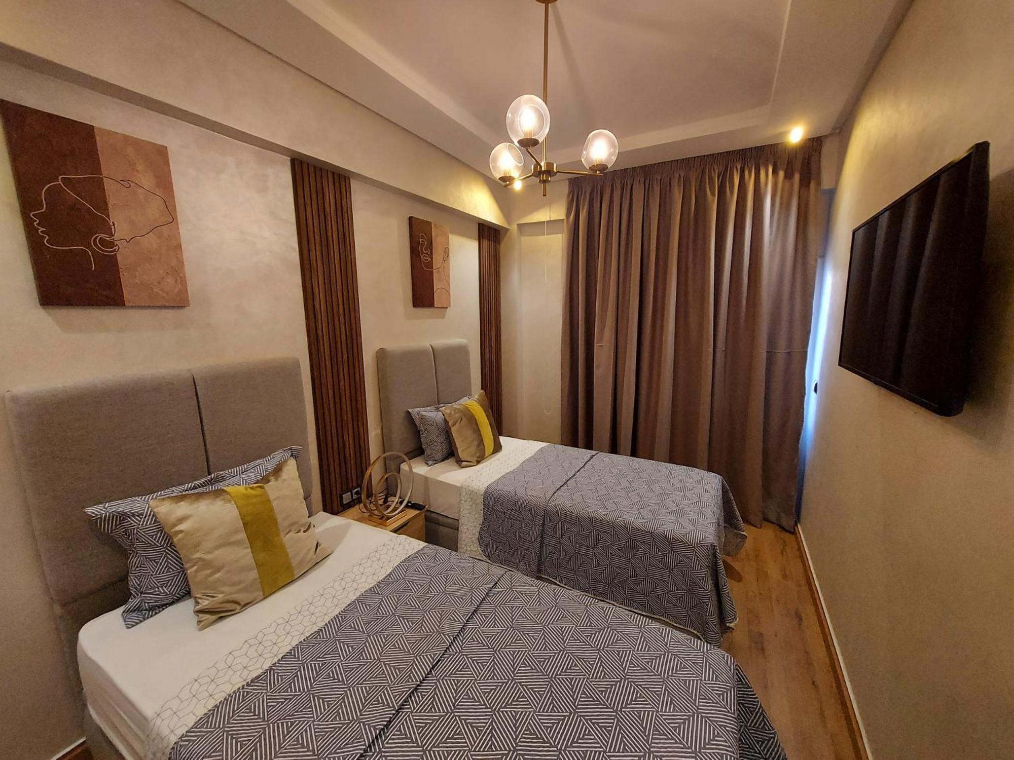 Modern Apartment Opposite The Hassan2 Mosque, Very Well Equipped And Stylish, 85 M2 With Gym And Direct Sea View With Underground Garage , Prohibits Unmarried Couples Of Arab Origin Casablanca Eksteriør billede